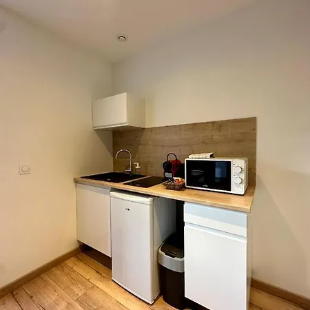 Apartment Sud-lescinqsuites Le Saint Laurent-dabnb *